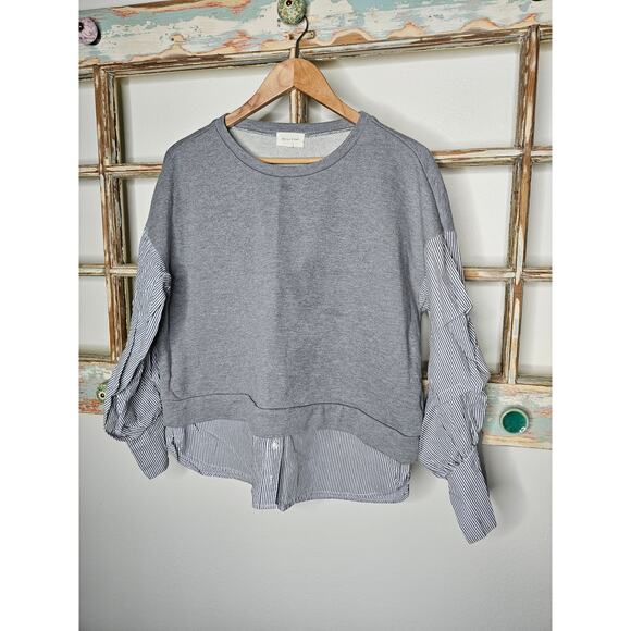 Mello Day Rushed Striped Sleeve W/ Grey Sweater 2PC Ladies size large - Picture 1 of 10